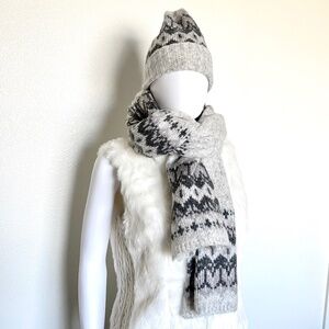 NWT Abercrombie & Fitch Scarf